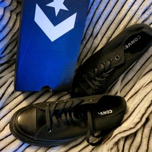 Converse Chuck Taylor All Star Shoes, Low Top in Black